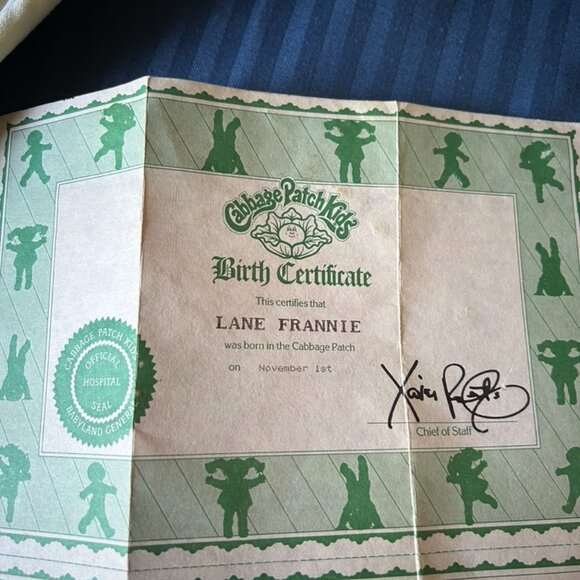 1986 Cabbage Patch Doll with Birth Certificate and Travel Bag - Picture 9 of 13